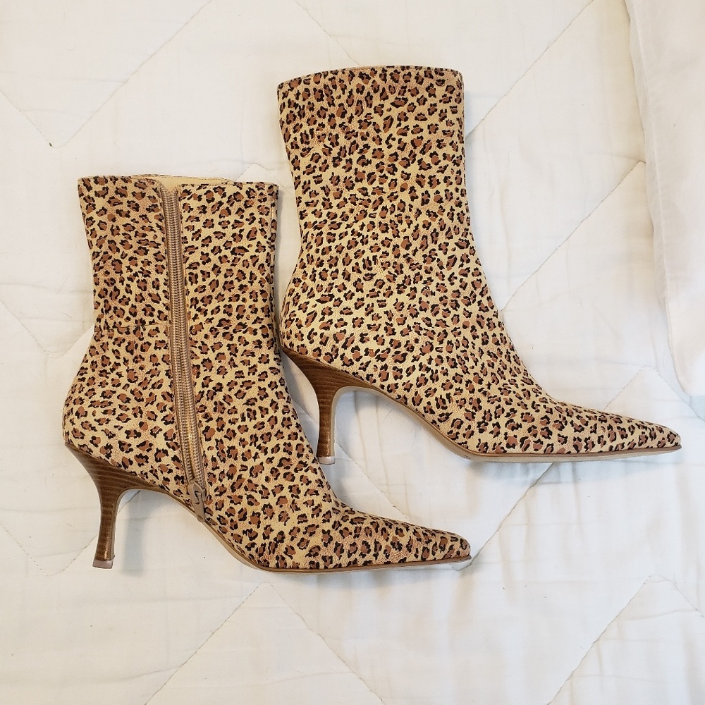 GIANNI BINI Leopard Suede Boots
